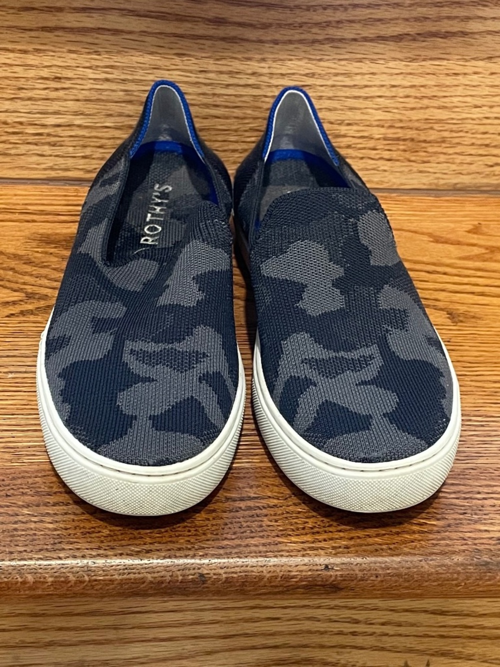 Rothy’s The Original Slip-On Sneaker Black & Gray Camo Size 8